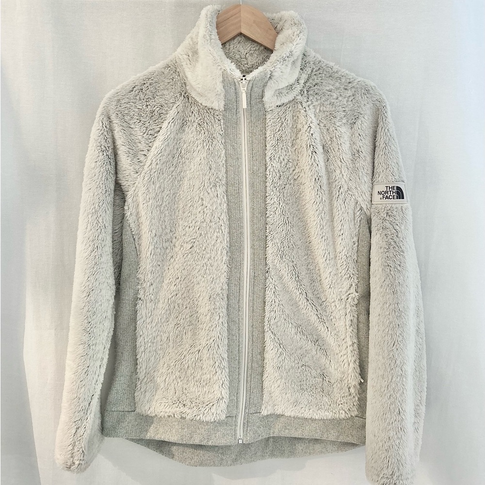The North Face Medium, women faux fur zip up jacket